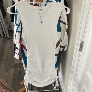 Garage dress adjustable